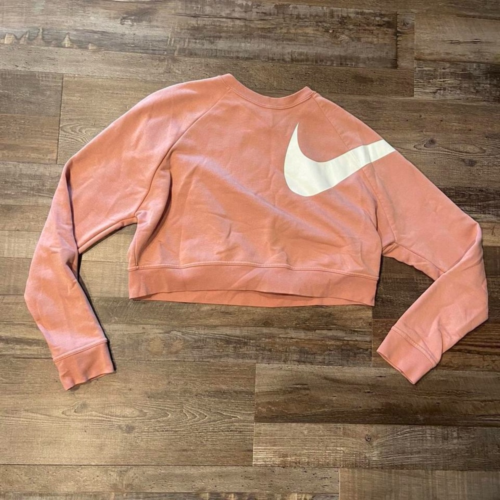 Nike Women's Pink Cropped Sweatshirt